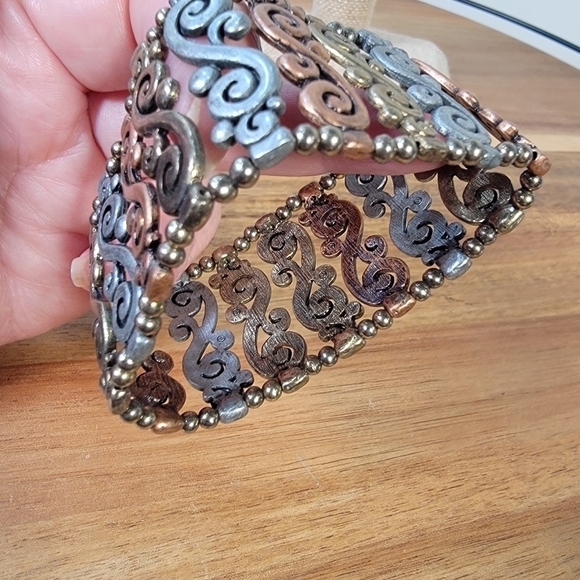 Mixed metal tones Scroll Stretch Bracelet - Picture 10 of 13